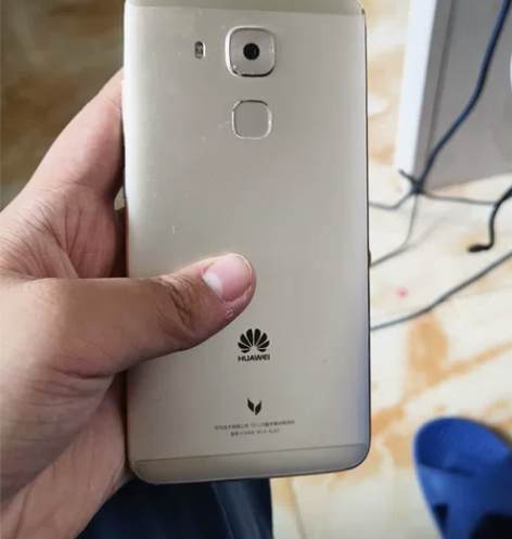 华为麦芒5  型号MLA-AL10   3...