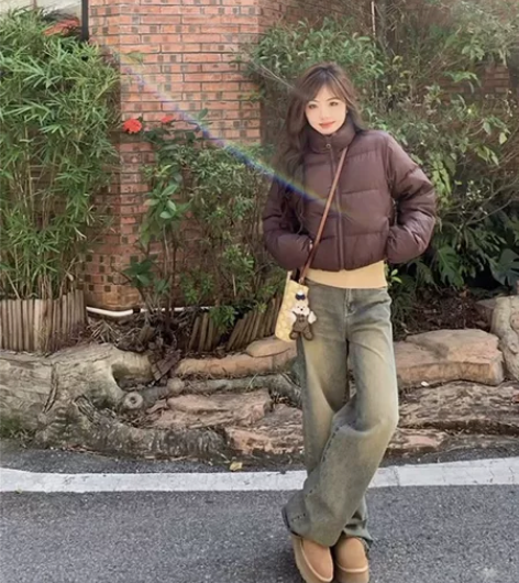 买的阔腿牛仔裤没穿，吊牌拆了洗了一下没穿过...