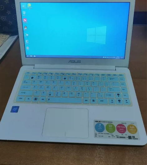华硕笔记本，赛扬4核处理器，4G内存，51...