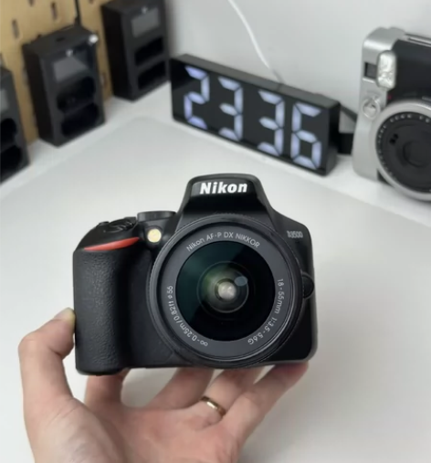 尼康d3500套机，入门单反，98新，带原...