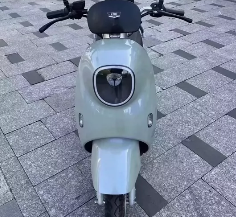 个人因工作原因急需转让，出自用雅迪一个月二...