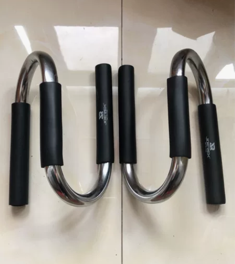 俯卧撑支架，九层新以上加厚坚固耐用.是锻炼...