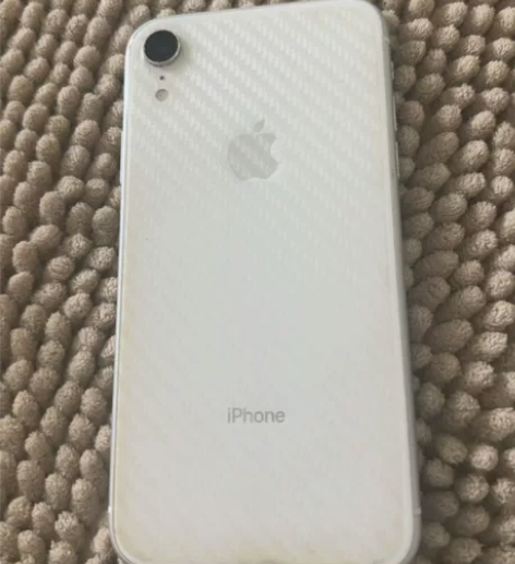 （高三毕业）自用一手95新iPhoneXR...