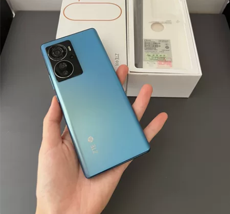 中兴Axon 40 Pro 12GB+25...