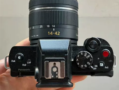 松下g100微单相机4k视频，wⅰ-Fⅰ和...