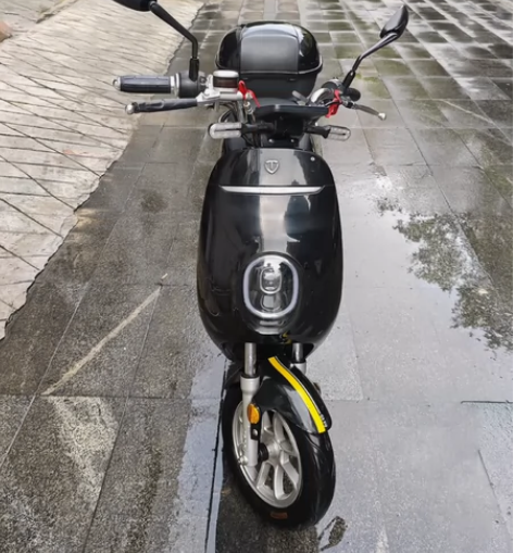 因本人更换了工作，不需要骑行电驴啦！ 现出...