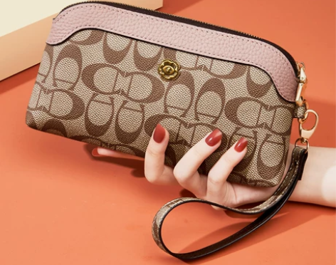 爆卖5W+ 礼盒包装 手拿包女大容量小挎包...