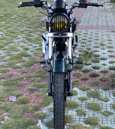 二手摩托车 原装铃木进口机型网红复古太子1...