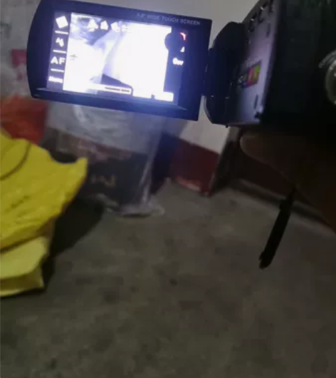 爱国者数码摄影机。AHD-X8，功能正常，...