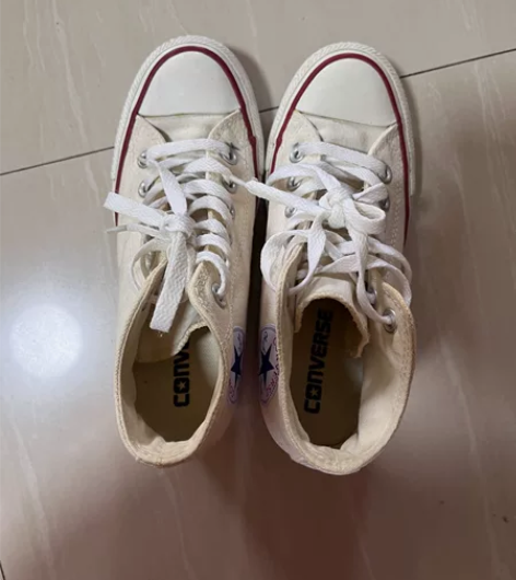 匡威内增高白色帆布鞋小个子女鞋 品牌：匡威...