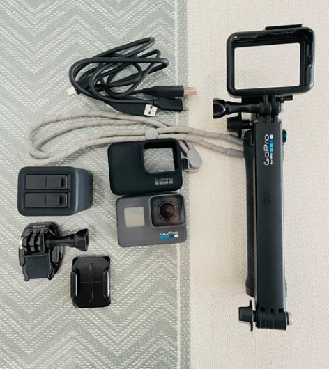 1，GoPro 6 2，京东购买，没用过几...