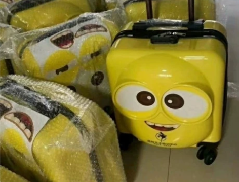 母婴店不开了，处理一批儿童行李箱，实实在在...