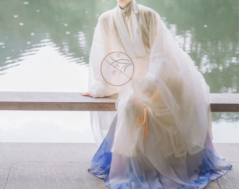 汉服可换 可换科幻，送发簪送小物饰品缠花发...