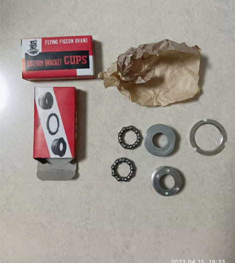 飞鸽牌自行车中轴配件，老货库存，见图见物。...