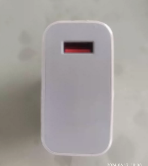 适用33W超级闪充手机，买来没用几天。现在...