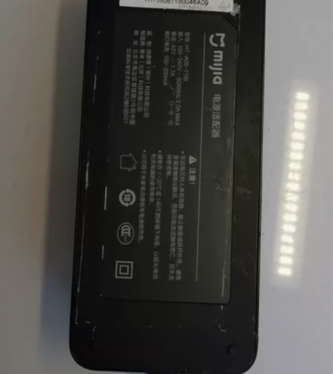 小米平衡车电源适配器    HT-A09-...