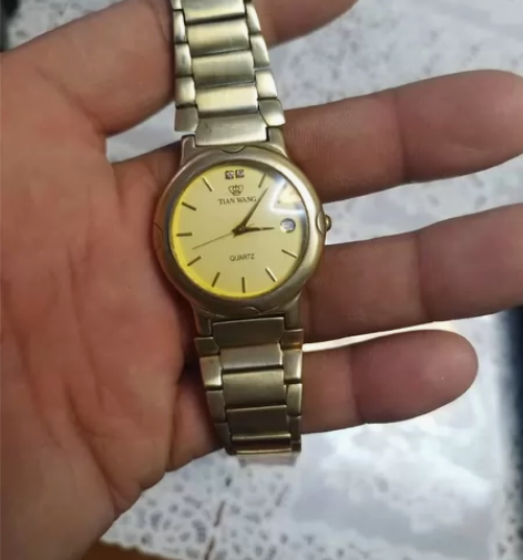 天王手表低价出售，成色见图。售出不退不换，...