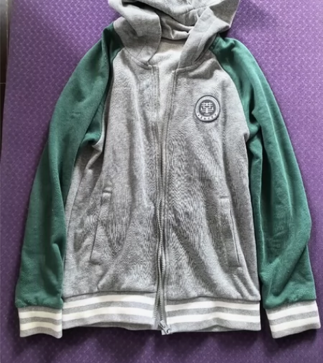 莘松中学校服秋装女生连帽外套150一件 七...