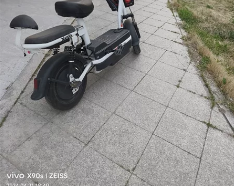 加州豹电动车48v新国标踏板助力小型电动自...