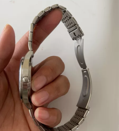 9成新[白菜]罗西尼手表男学生石英表正品双...