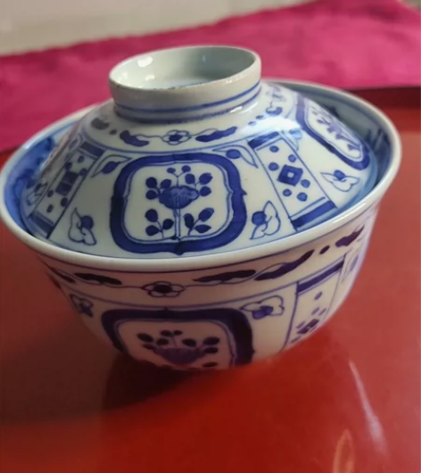 日本回流，萱德年制，青花盖碗，发色非常漂亮...