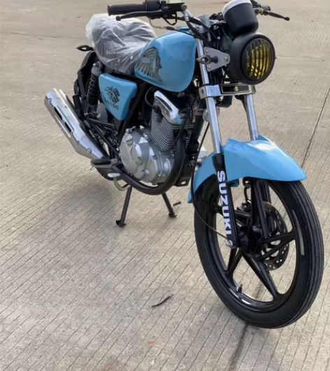 天蓝色-铃木网红复古150cc 二手摩托车...