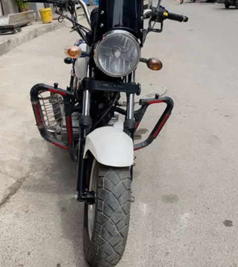 银钢150小摩托，适合新手代步练手，有档位...