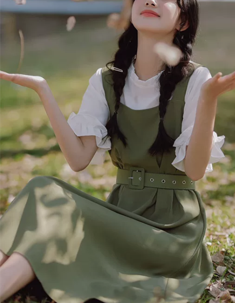 背带裙夏季女收腰绿色可爱小清新宽松吊带裙学...