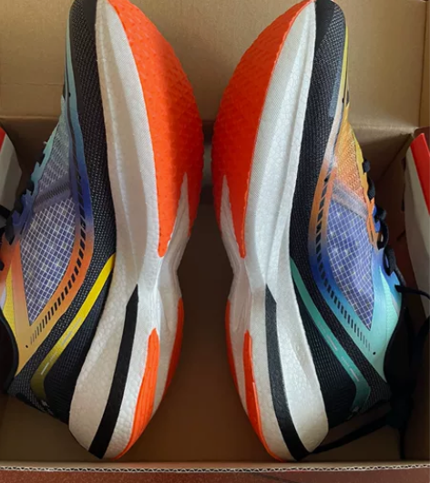 特步竞速家族260 1.0 男款跑鞋，图片...