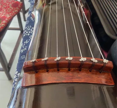 茶楼搬迁，超低价出售古琴一把，原价2000...