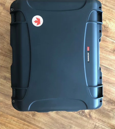 北极熊950防震箱，相机防震箱9全新，相机...