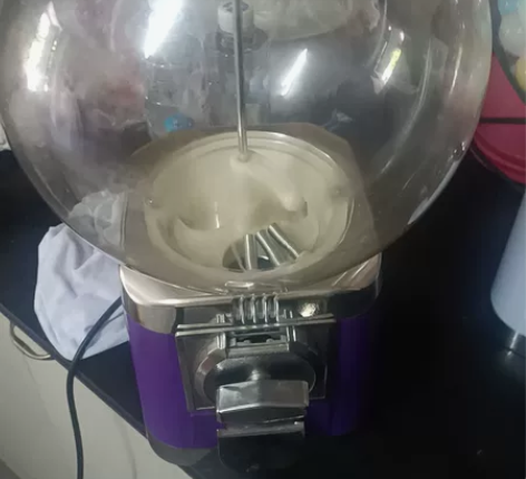 闲置，扭蛋机，性感紫色，功能正常，捡漏价1...