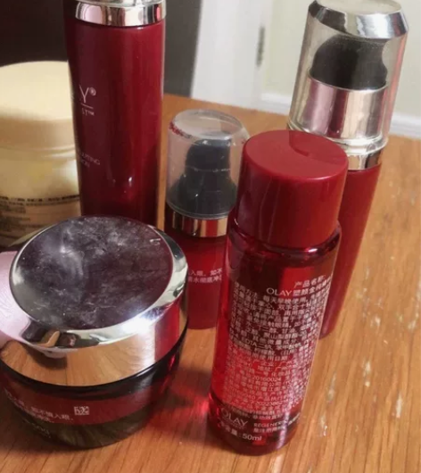 全新中样+旗舰店购买的赠品 Olay大红瓶...