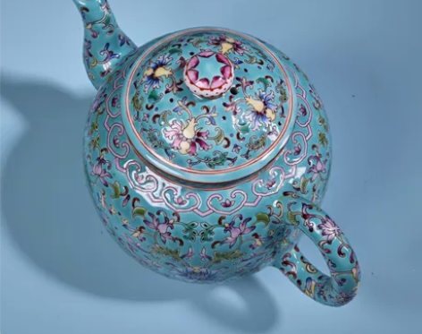 清代手绘珐琅鎏金彩瓷器壶 重340克  高...