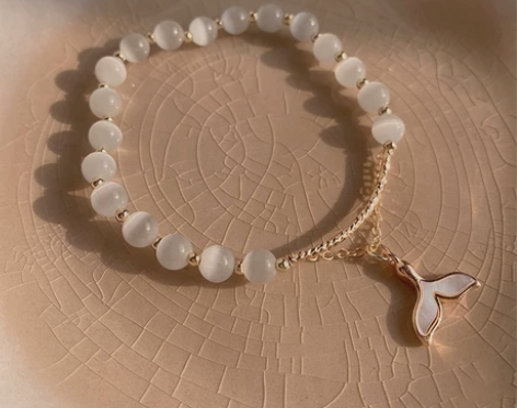 饰品店不开了，全新猫眼石鱼尾手链女真金电镀...