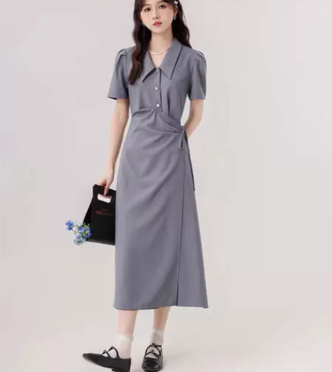 法式学院风灰色一片式连衣裙   s码 感兴...