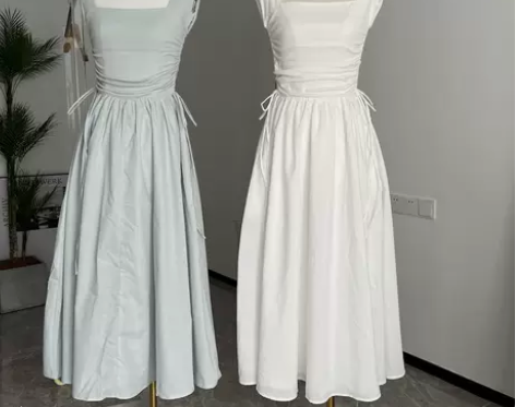 质量很有质感，裙子是两层安全感满满的，穿上...