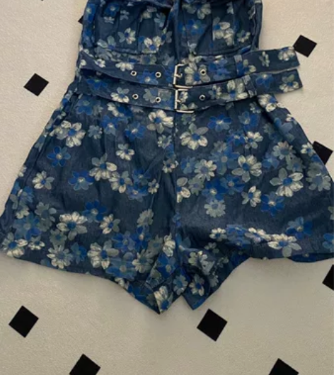 蓝色花花抹胸连体裤！S码 感兴趣的话点“我...
