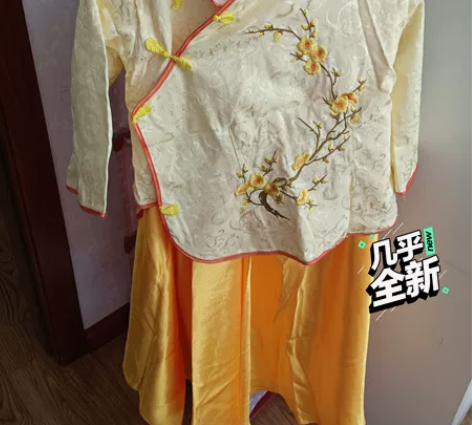 运动会穿过一上午的汉服,160的,压箱底了...