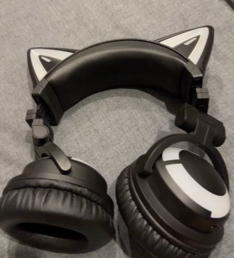 今年一月购入的妖舞耳机，全新无磕碰 配件齐...