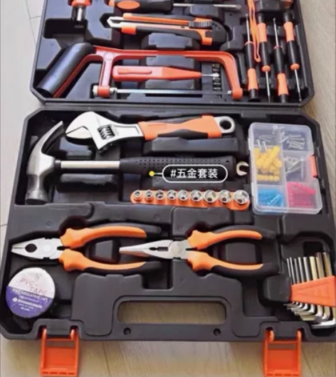 【低价处理】82件套家用多功能手动五金工具...