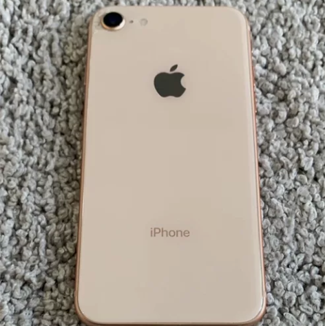 iPhone小8 国行64G 仅更换过新电...