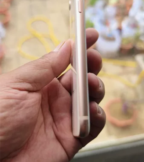 iphone8金色256G内存，完美95新...