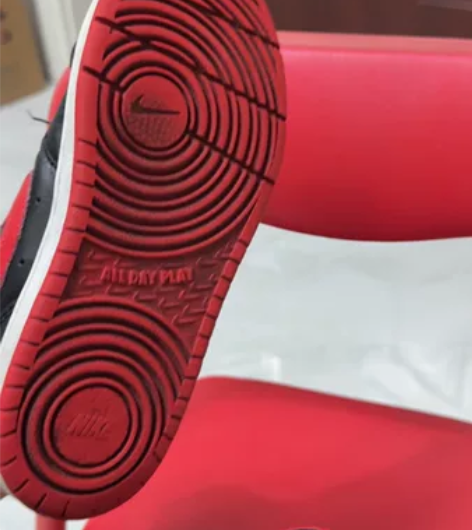 闲置耐克13c，苹果原相机拍摄，8成新。具...