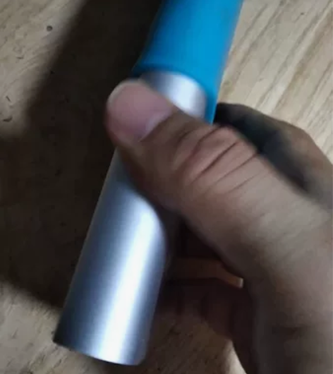 95 新小米充电宝10400毫安，带保护套...