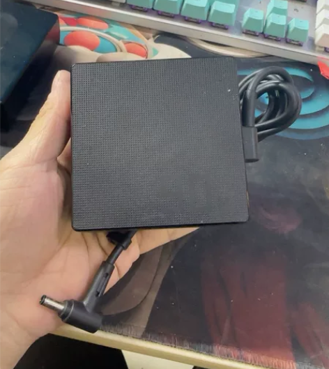 二手华硕90w电源适配器 19V 4.74...