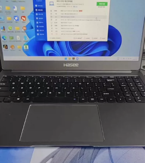 神舟优雅X5超极本超薄本，配置第十代i3 ...