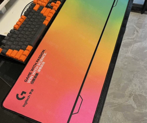 罗技鼠标垫桌垫渐变色彩虹款超大号锁边加长加...