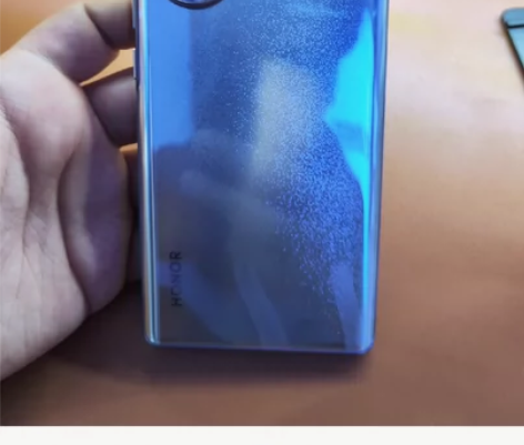 荣耀60 8+256手机拍照好,速度快,...