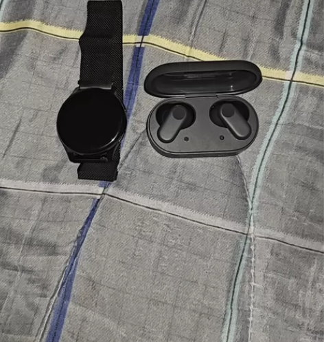 ?一加手表加上耳机 感兴趣的话点“我想要”...